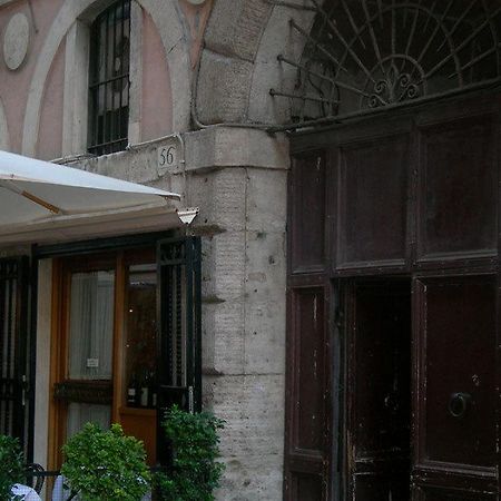 Al Pantheon Con Thomas Mann Bed & Breakfast Rome Luaran gambar