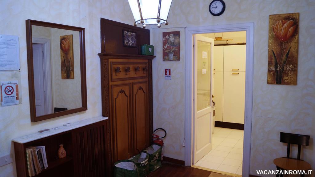 Al Pantheon Con Thomas Mann Bed & Breakfast Rome Luaran gambar