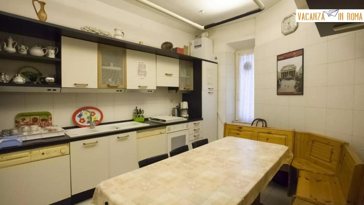 Al Pantheon Con Thomas Mann Bed & Breakfast Rome Luaran gambar