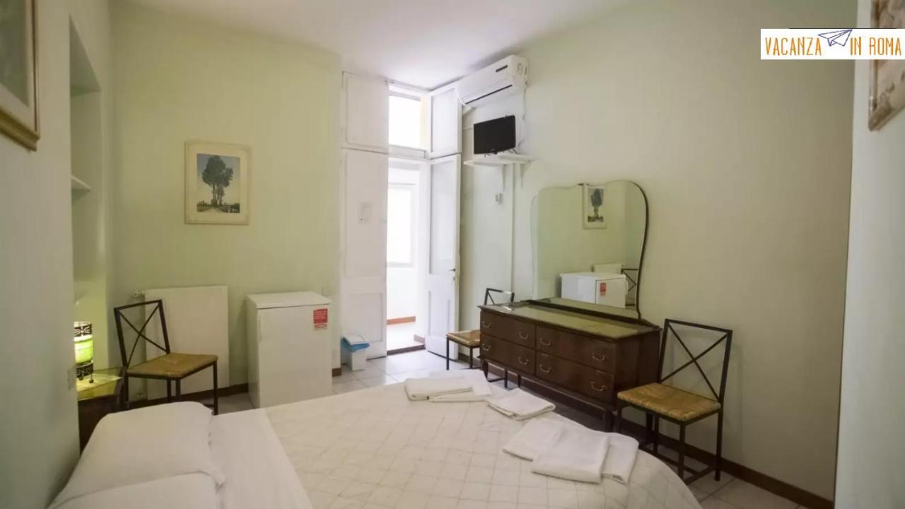 Al Pantheon Con Thomas Mann Bed & Breakfast Rome Luaran gambar